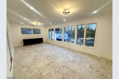 36 Roosevelt Ave, Marlboro Township, NJ 07751 - Photo 10