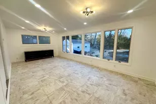 36 Roosevelt Ave, Marlboro Township, NJ 07751 - Photo 10