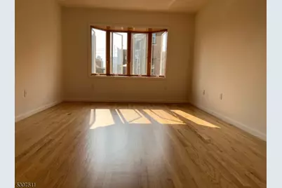 110 S 3rd St, Harrison, NJ 07029 - Photo 4