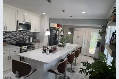 12 Burwell St, Union Township, NJ 07083 - Photo 2