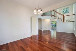 9 Cambridge Ct, Montgomery Township, NJ 08540 - Photo 8