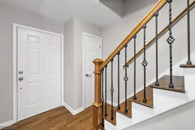 231 Sutphin Ln, Hillsborough Township, NJ 08844 - Photo 4
