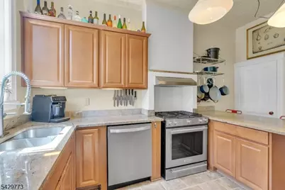 116 Park Ave, Newark, NJ 07104 - Photo 18