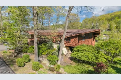 8 Meadowbrook Ter, Byram Township, NJ 07871 - Photo 44