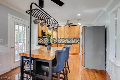 208 Perry St, Rockaway Township, NJ 07801 - Photo 12