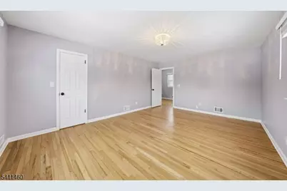 162 Mali Dr, North Plainfield, NJ 07062 - Photo 28