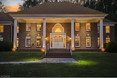 5 Chilton Rd, Chester, NJ 07930 - Photo 2