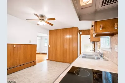 107 Madison Ave, Dunellen, NJ 08812 - Photo 10