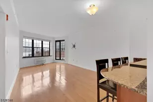 7 Prospect St Unit, Morristown, NJ 07960 - Photo 1