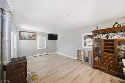 251 Russia Rd, Jefferson Township, NJ 07438 - Photo 4