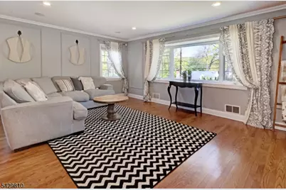 96 Lessing Rd, West Orange Township, NJ 07052 - Photo 6