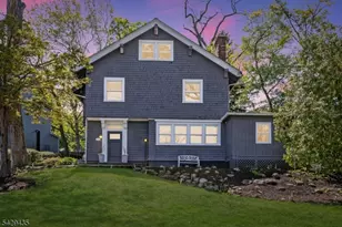 3 Oak Ridge Ave, Summit, NJ 07901 - Photo 2