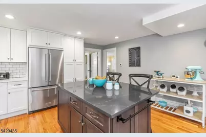 3 Oak Ridge Ave, Summit, NJ 07901 - Photo 12