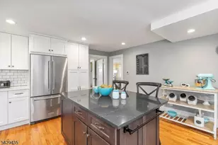 3 Oak Ridge Ave, Summit, NJ 07901 - Photo 12