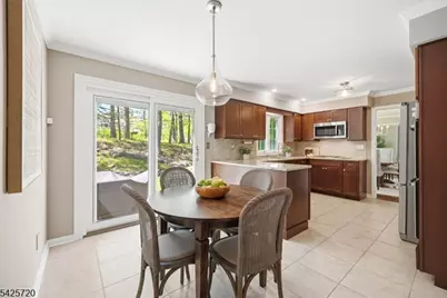 60 Hendricks Dr, Hanover Township, NJ 07950 - Photo 10