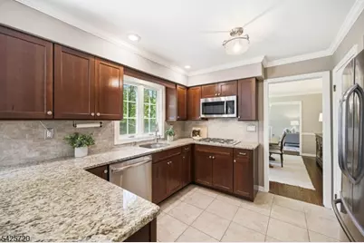 60 Hendricks Dr, Hanover Township, NJ 07950 - Photo 12