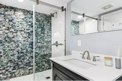 15 Roosevelt Ave, Berkeley Heights Township, NJ 07922 - Photo 20