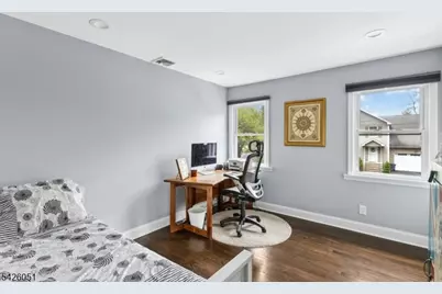 15 Roosevelt Ave, Berkeley Heights Township, NJ 07922 - Photo 16