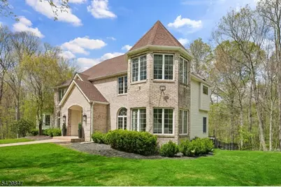 9 Natale Dr, Sparta Township, NJ 07871 - Photo 2