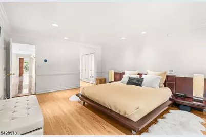 37 Hemlock Rd, Livingston, NJ 07039 - Photo 22