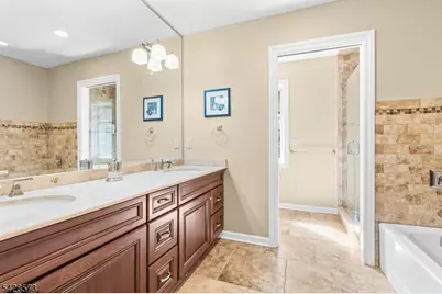 37 Hemlock Rd, Livingston, NJ 07039 - Photo 32