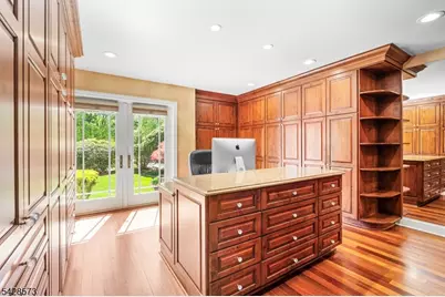 37 Hemlock Rd, Livingston, NJ 07039 - Photo 26
