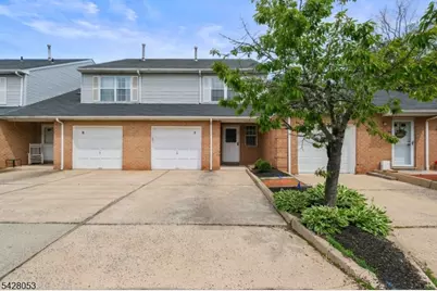 7 Lee Ct #7, Lebanon, NJ 08833 - Photo 1