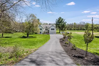 107 South St, Frelinghuysen Township, NJ 07821 - Photo 2
