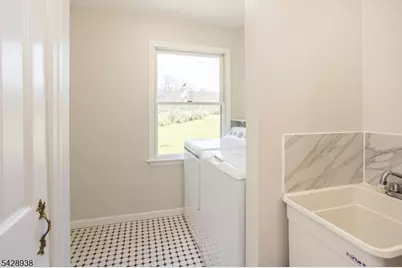 107 South St, Frelinghuysen Township, NJ 07821 - Photo 32