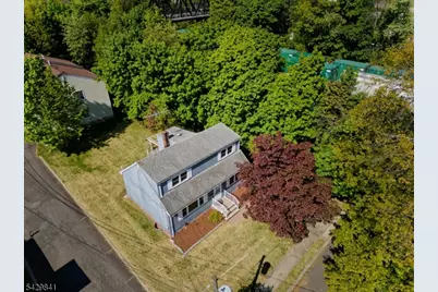 65 S Reading St, Manville, NJ 08835 - Photo 4