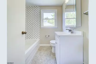 65 S Reading St, Manville, NJ 08835 - Photo 20