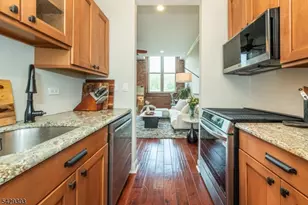 240 Main St, Little Falls Township, NJ 07424 - Photo 10