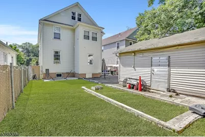 868 Bishop St #2, Union Township, NJ 07083 - Photo 2