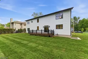 43 Orchard Rd, Florham Park, NJ 07932 - Photo 32