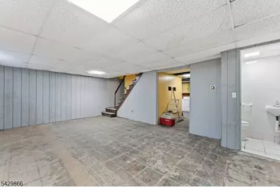 299 Howard St, New Brunswick, NJ 08901 - Photo 18