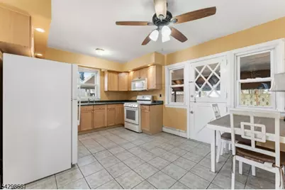 299 Howard St, New Brunswick, NJ 08901 - Photo 6