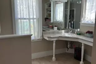 1075 Thomas St, Hillside, NJ 07205 - Photo 6