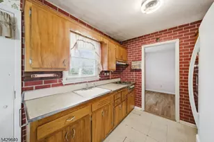 49 Heather Hills Dr, Jefferson Township, NJ 07438 - Photo 6