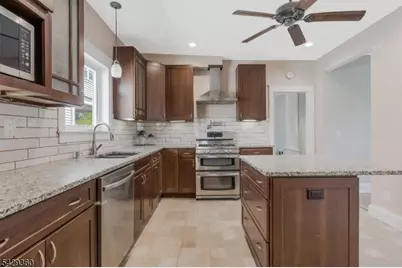 219 Lincoln Ave, Dunellen, NJ 08812 - Photo 8
