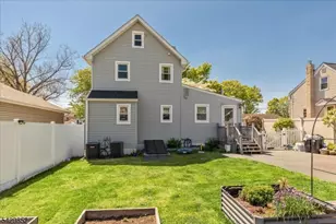 613 Maplewood Ave, Roselle Park, NJ 07204 - Photo 32