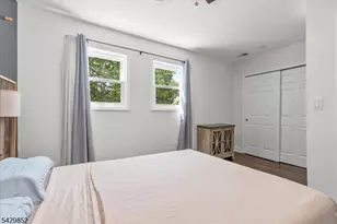 613 Maplewood Ave, Roselle Park, NJ 07204 - Photo 22