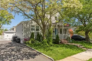 613 Maplewood Ave, Roselle Park, NJ 07204 - Photo 36