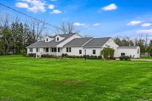 7 Daly Rd, Chester, NJ 07931 - Photo 2