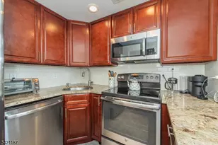 262 Main St, Little Falls Township, NJ 07424 - Photo 18
