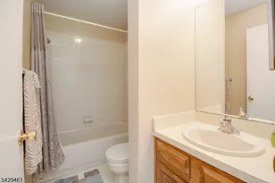 3 Sage Ct, Bedminster Township, NJ 07921 - Photo 12