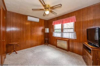 1045 Preakness Ave, Wayne, NJ 07470 - Photo 16
