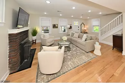 401 Chestnut St, Nutley, NJ 07110 - Photo 2