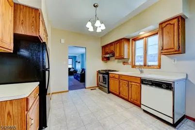 61 Yale St, Nutley, NJ 07110 - Photo 20
