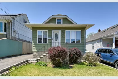 61 Yale St, Nutley, NJ 07110 - Photo 2