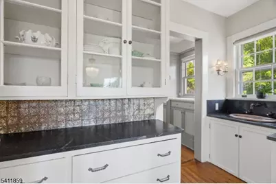 130 N Mountain Ave, Montclair, NJ 07042 - Photo 16